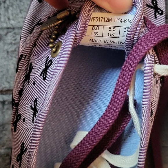 NWT! RARE! Taylor Swift In Collaboration with Keds Purple Bow Print Keds! Size 8 - Picture 7 of 11